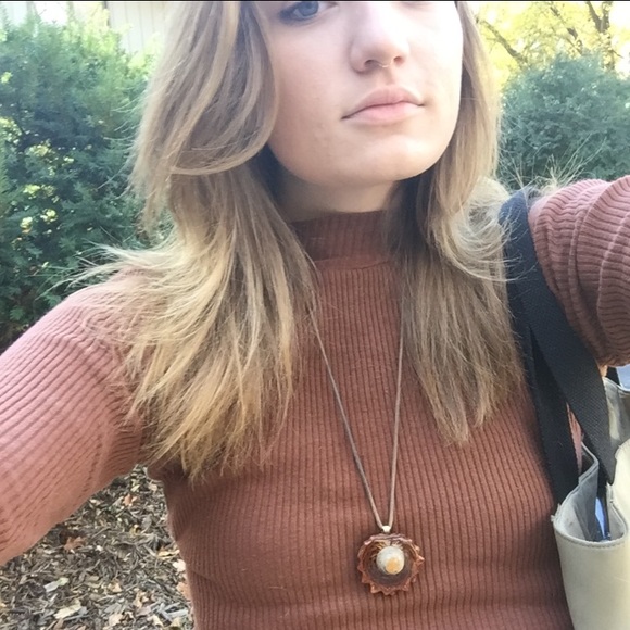 Meet your Posher, Sarah - Picture 1 of 1